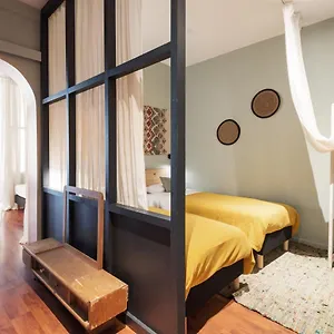 https://chez-emma-quartier-montorgueil.fr-paris.fr